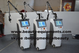 চীন Co2 Fractional Laser With RF Metal Tube 10600nm CO2 Skin Peeling Laser System সরবরাহকারী
